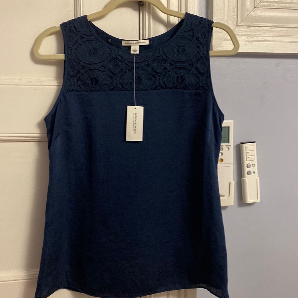 Banana Republic Women’s Blouse